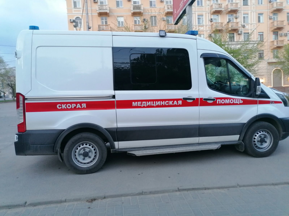 Пятнадцатилетняя школьница умерла в машине скорой помощи под Волгоградом