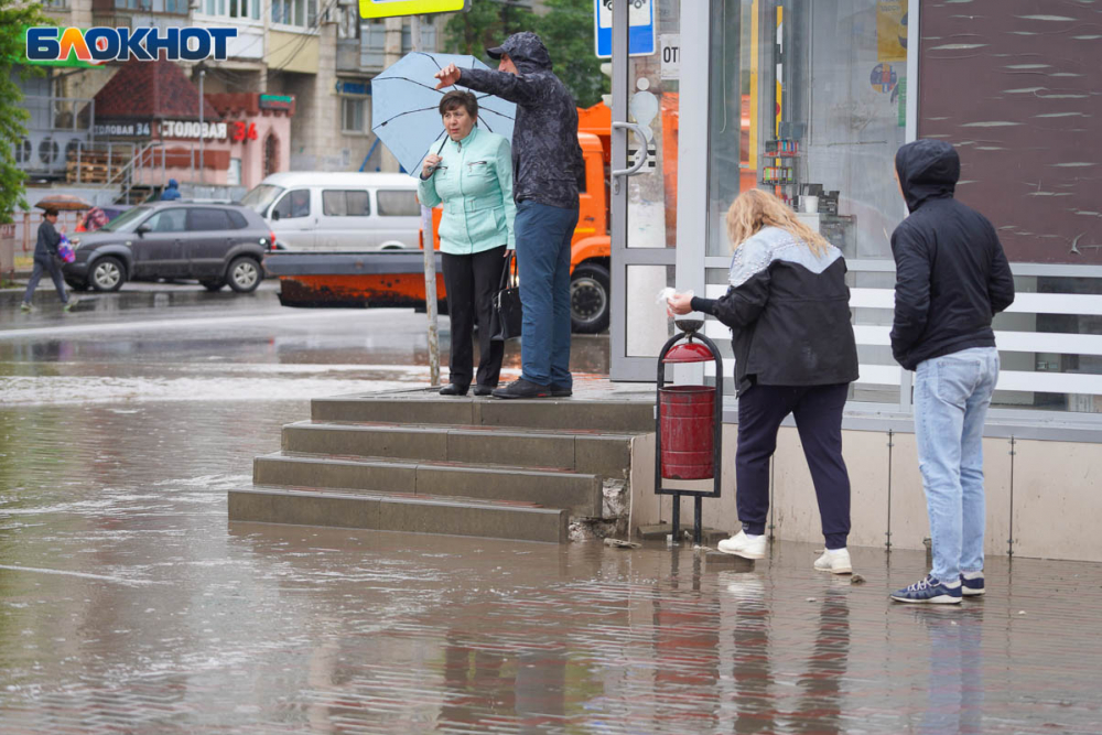 О сильном шторме в Волгоградской области предупредило МЧС