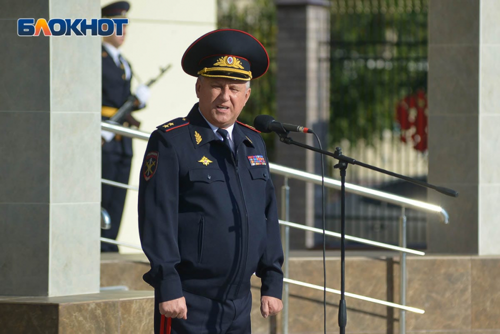 Глава ГУ МВД по Волгоградской области Александр Кравченко покинул пост