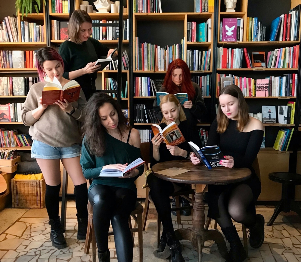 Топ-10 книг, которые вызвали горячие дискуссии в волгоградском книжном клубе