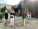В центре Волгограда заметили скопление странно одетых людей