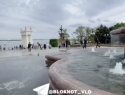 Вышедший из-под контроля фонтан "Искусство" затопил набережную в центре Волгограда 