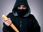 6 лет «строгача» получил мужчина за нападение с бревном на почтальона в Волгоградской области