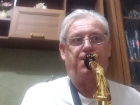 Депутат Волгоградской облдумы сыграл на саксофоне песню The Beatles
