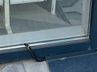 Змея заползла в щель "Покупалко" в центре Волгограда: фото