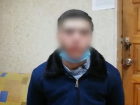 Волгоградец вымогал 70 тысяч рублей за куртку, которую порвал, избивая 20-летнего парня