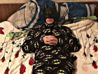 Волгоградцы застали Бэтмена за недостойным супергероя занятием в постели
