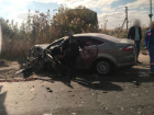 Ставший грудой металла после столкновения с  ВАЗом Ford Mondeo попал на видео в Волгограде