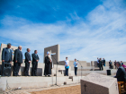 Немецкий посол Рюдигер фон Фрич открыл «Часовню Мира» на кладбище в Россошках
