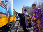 Пчеловод из Камышина передал бочонок меда для военных РФ на Украине