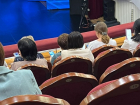 «Все виснет»: о проблемах с интернетом сообщают волгоградцы во время встречи губернатора с общественностью
