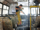 В волгоградских автобусах стали чаще убираться