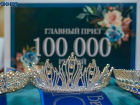8 девушек в купальниках и битва за корону: вы должны это увидеть!