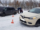 Renault протаранил «семерку» под Волгоградом: оба водителя и три пассажира в больнице
