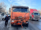 Снесшего маршрутку в Волгограде 19-летнего водителя фуры отправили в СИЗО