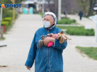 Волгоградским пенсионерам продлили домашний карантин до декабря
