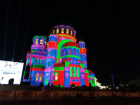 Волгоградцы назвали цирком лазерное шоу на стенах храма Александра Невского 
