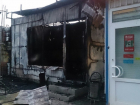 В Волгограде ночью сожгли офис микрозаймов и скупку