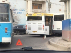 Автобус "Питеравто" протаранил "Газель" на севере Волгограда