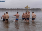 Более 20 тысяч волгоградцев погрузились в купели на Крещение 