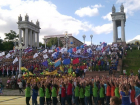 В День города в Волгограде объединились 5 тысяч первокурсников в параде студентов