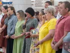 Родные не сдержали слез: контр-адмирал передал семьям ордена погибших на Украине волгоградцев