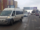 61-летняя пассажирка пострадала в ДТП с маршруткой в центре Волгограда
