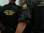 В Волгоградском аэропорту разыскали женщину с 6-летним сыном, скрывающуюся от мужа