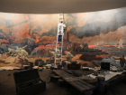 С самого большого в России живописного полотна в Волгограде сняли 200 кг пыли 