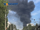 Огромный черный столб дыма окутал Краснооктябрьский район Волгограда