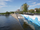 Под воду ушла набережная в центре Волгограда 
