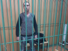 Ругался матом и размахивал молотком: неудачная беседа с полицейским привела волгоградца в СИЗО