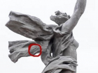 Символ Z нашли на легендарной "Родине-матери" в Волгограде