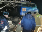 Под Волгоградом Hyundai столкнулся с бензовозом: пятеро погибших
