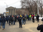 В Волгограде начался новый несанкционированный протест сторонников Навального: смотрим видеотрансляцию