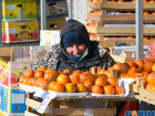 В Волгоградской области ежедневно «кошмарят» торговцев овощами и фруктами