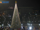 Нарядить четыре ёлки в центре Волгограда стоит миллион рублей