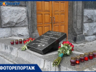 «Уцелевшие видели смерть»: Волгоград скорбит в 9-ю годовщину теракта на вокзале