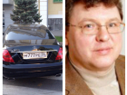 Депутат Волгоградской гордумы Евгений Щур паркуется, несмотря на правила