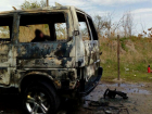 Горящий Volkswagen Transporter сняли на видео на юге Волгограда