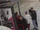 Стрельба малолетних вандалов на остановке в Волгограде попала на видео