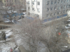 Эксгибиционист напугал пациентку поликлиники в центре Волгограда