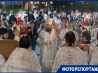 Тысячи православных вышли на ночной крестный ход на Пасху в Волгограде в 2025 году