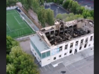 Квадрокоптер снял с высоты остатки сгоревшего стадиона в Волжском