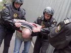 Два гражданина Сербии наладили поставку кокаина в Волгоград из Москвы 
