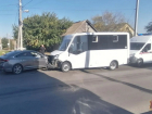 Восемь пассажиров маршрутки пострадали в Волгограде