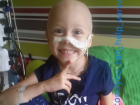 Трехлетняя Варвара из Волгограда в ожидании химиотерапии лепит птичек счастья  