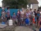 300 жителей села с детьми в Волгоградской области месяц живут без воды: едут за 12 километров или воруют 