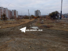 Грязевое месиво вместо дороги кошмарит волгоградцев 
