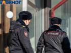 Прохожий с ножом напал на курьера «Самоката» в Волжском